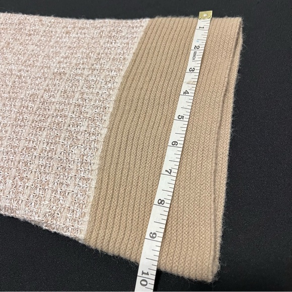 Laundry By Shelli Segal Beige and Cream Crop Sweater with Bell Sleeves size L - Picture 7 of 10